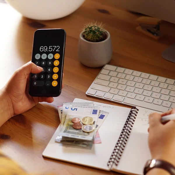 Image illustrating various tax-saving strategies, including deductions, credits, and budgeting tips for effective tax management.